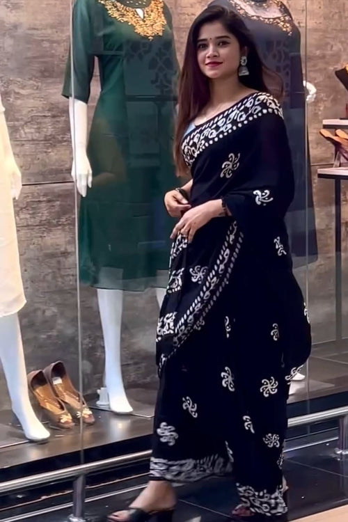 Cynosure 1 Minute Ready To Wear Black Mul Cotton Digital Printed Saree